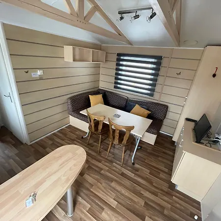 Camping Le Miroir Les Hopitaux-Neufs Zimmer foto